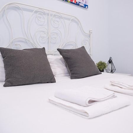 Abc Apartments Madrid Esterno foto