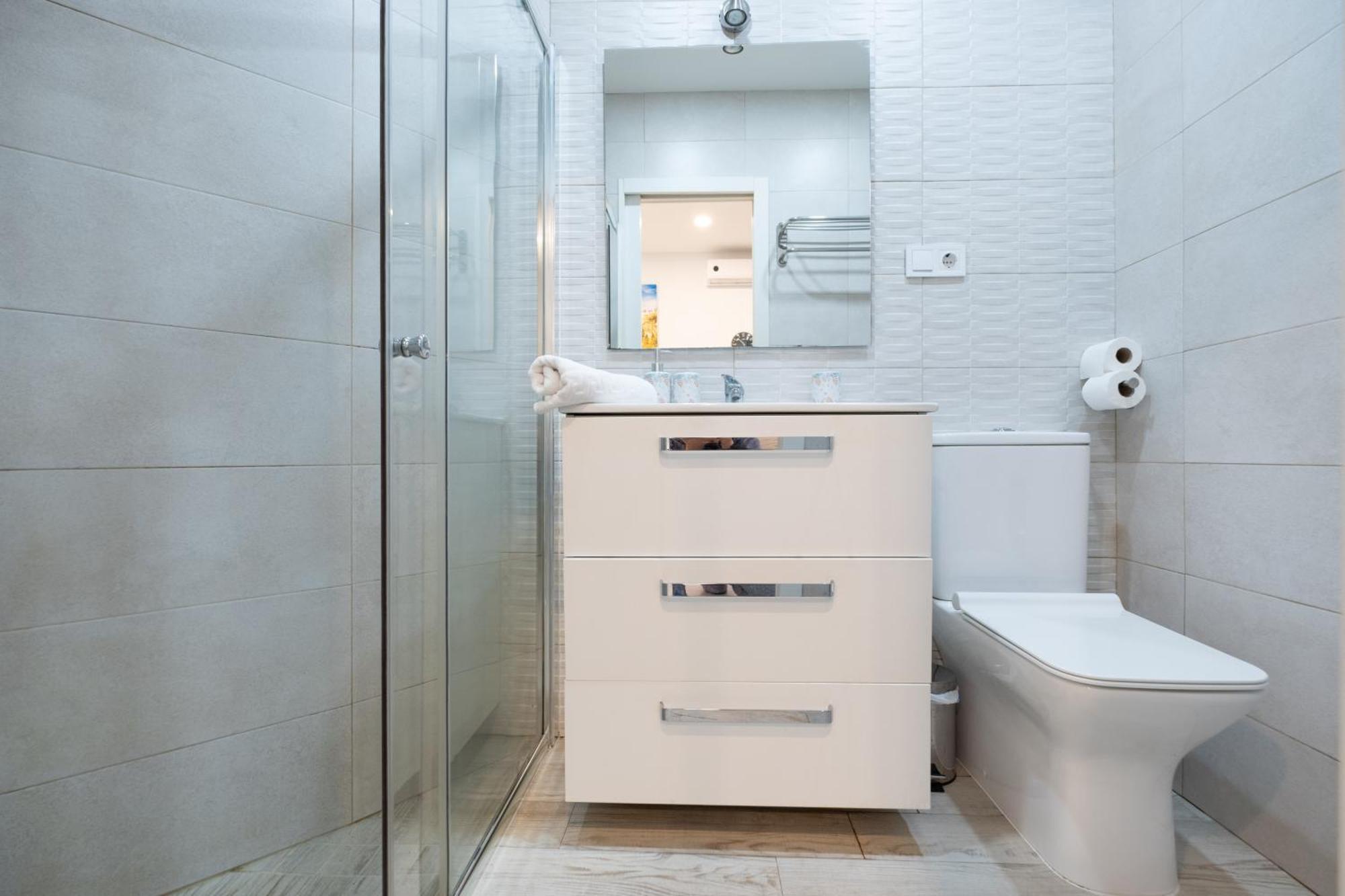 Abc Apartments Madrid Esterno foto